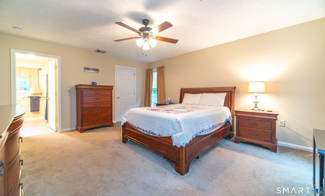 20 Holly Bush Lane, Norwich, CT 06360