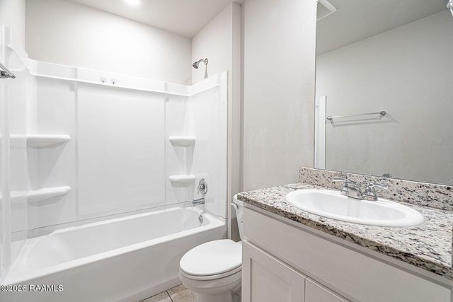 206 Chestnut Oak Drive, Lafayette, LA 70507