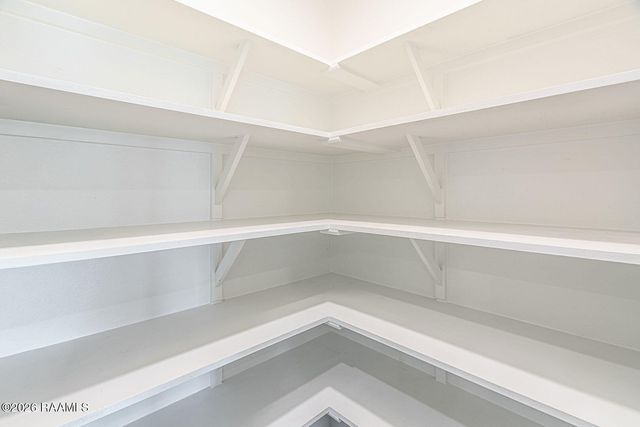 206 Chestnut Oak Drive, Lafayette, LA 70507