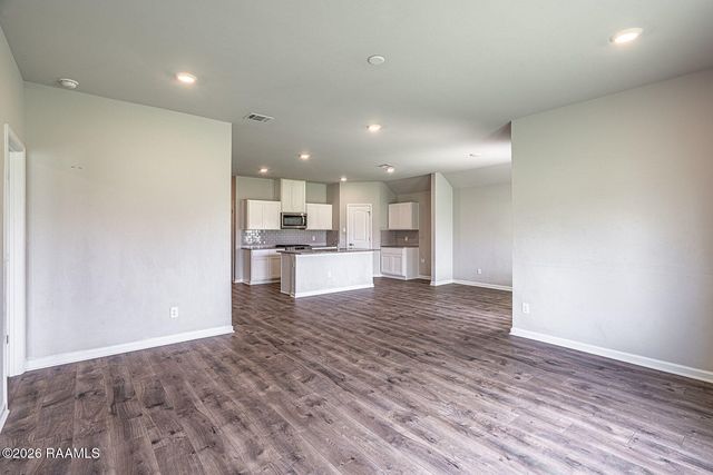 206 Chestnut Oak Drive, Lafayette, LA 70507