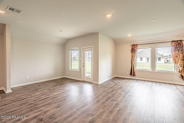 206 Chestnut Oak Drive, Lafayette, LA 70507