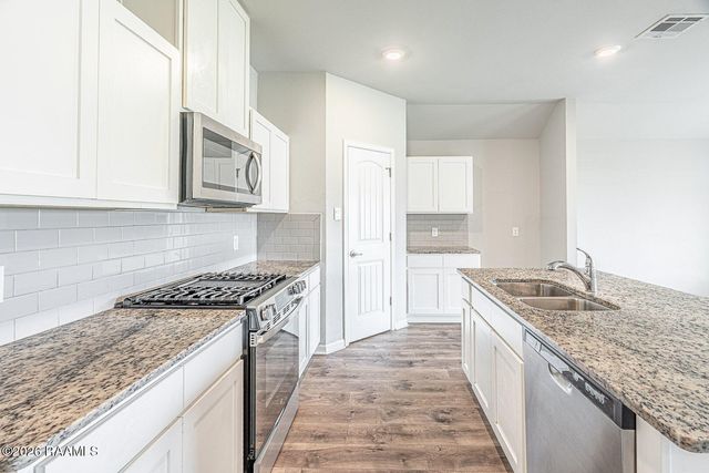 206 Chestnut Oak Drive, Lafayette, LA 70507