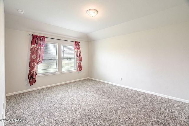 206 Chestnut Oak Drive, Lafayette, LA 70507