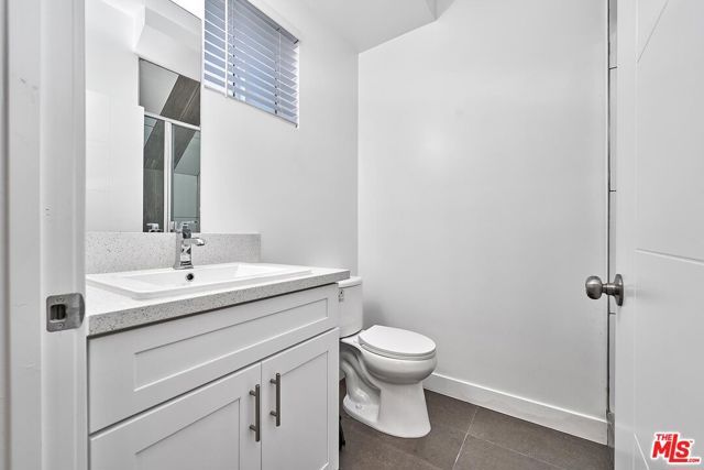 1143 Irolo Street, Los Angeles, CA 90006