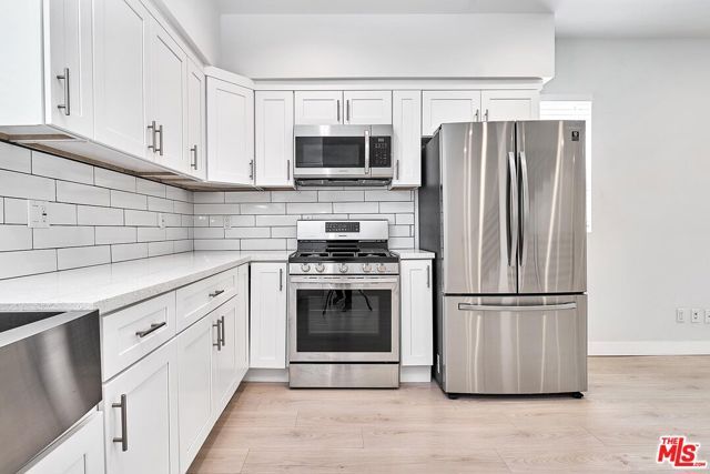 1143 Irolo Street, Los Angeles, CA 90006