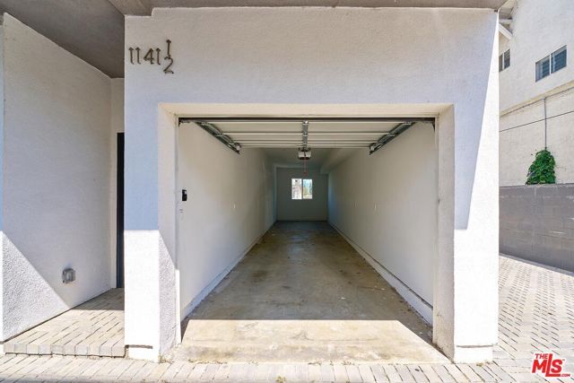 1143 Irolo Street, Los Angeles, CA 90006