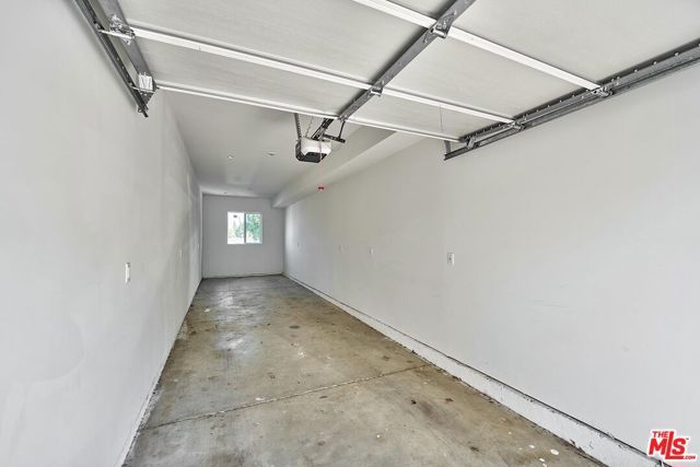 1143 Irolo Street, Los Angeles, CA 90006