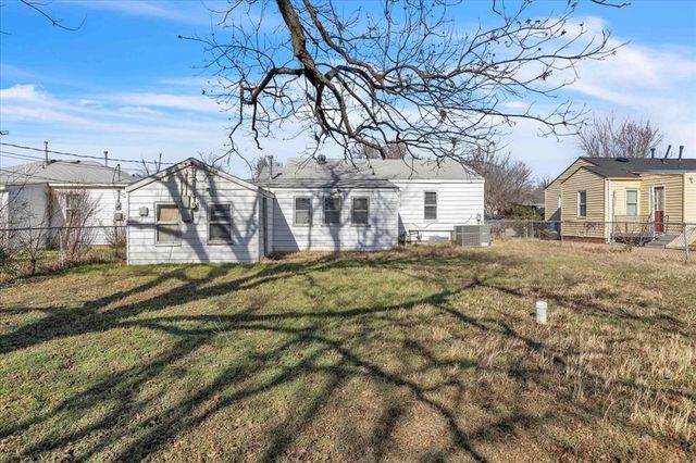 320 E Fairchild Drive, Midwest City, OK 73110