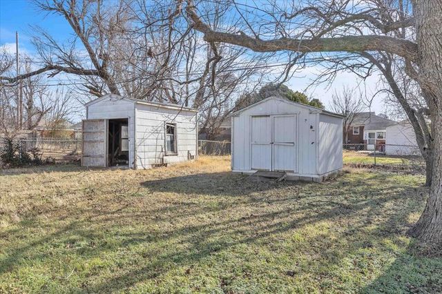 320 E Fairchild Drive, Midwest City, OK 73110