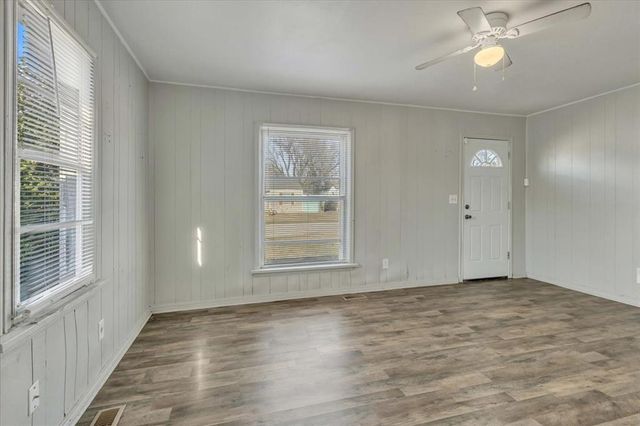 320 E Fairchild Drive, Midwest City, OK 73110