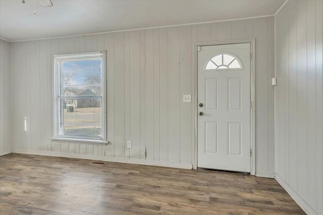 320 E Fairchild Drive, Midwest City, OK 73110