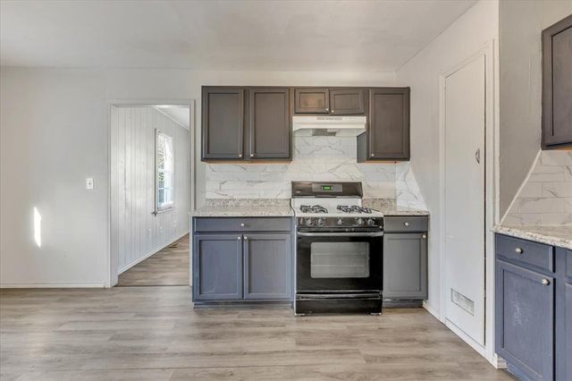 320 E Fairchild Drive, Midwest City, OK 73110