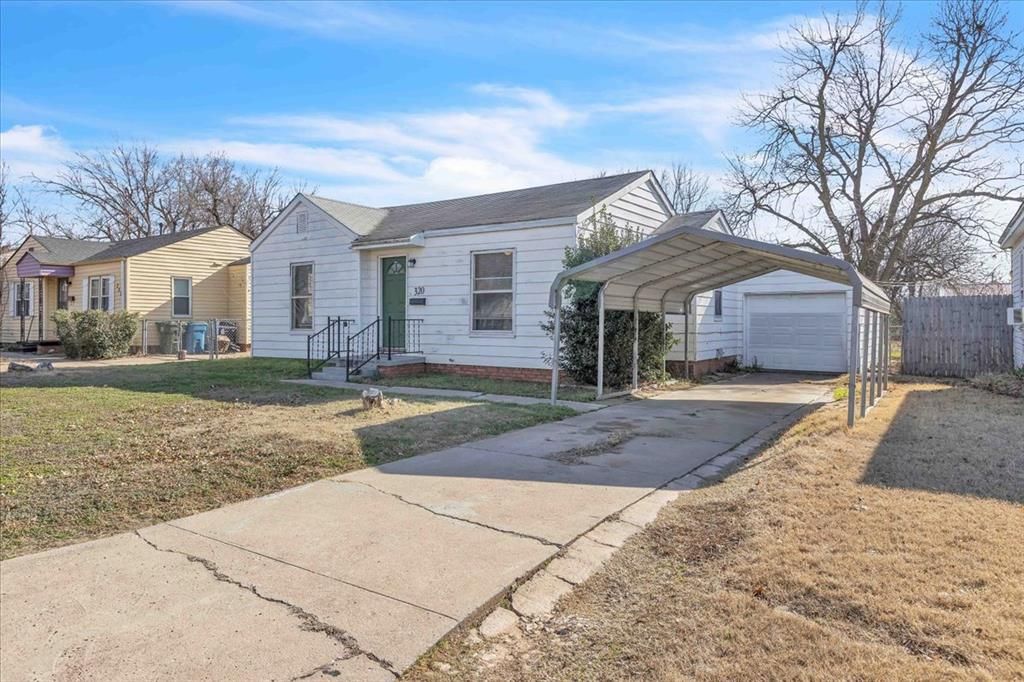 320 E Fairchild Drive, Midwest City, OK 73110