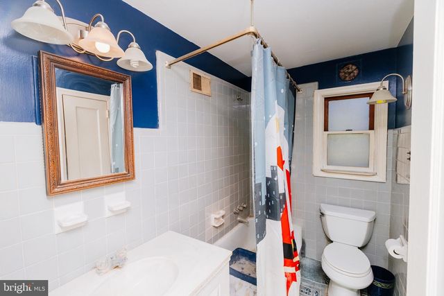 29 CADWALLADER CT, Yardley, PA 19067