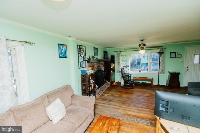 29 CADWALLADER CT, Yardley, PA 19067