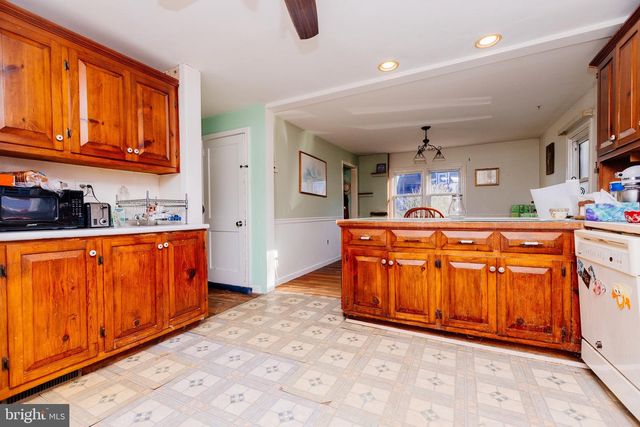 29 CADWALLADER CT, Yardley, PA 19067