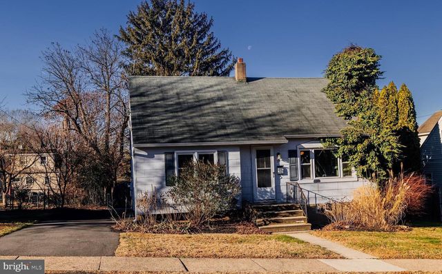 29 CADWALLADER CT, Yardley, PA 19067