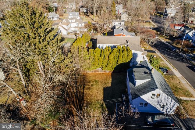 29 CADWALLADER CT, Yardley, PA 19067