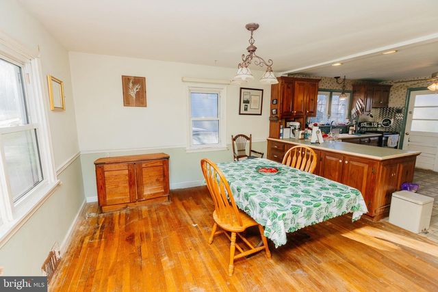 29 CADWALLADER CT, Yardley, PA 19067