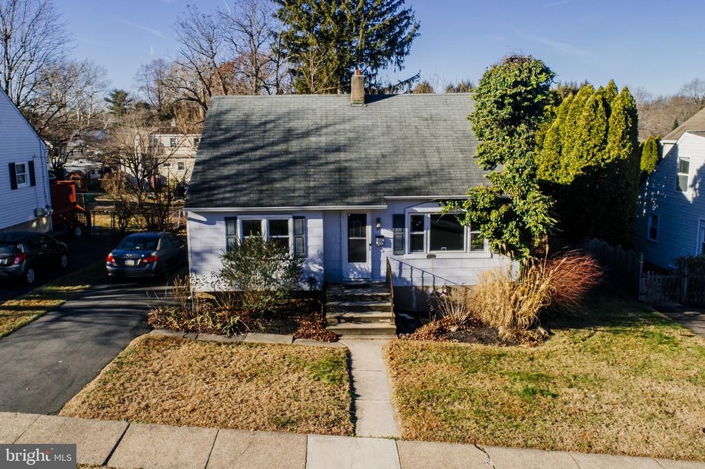 29 CADWALLADER CT, Yardley, PA 19067