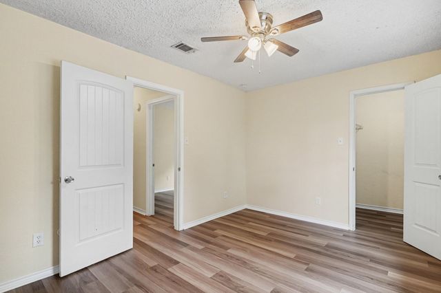 1815 Lipscomb Street, Fort Worth, TX 76110