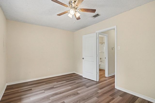 1815 Lipscomb Street, Fort Worth, TX 76110