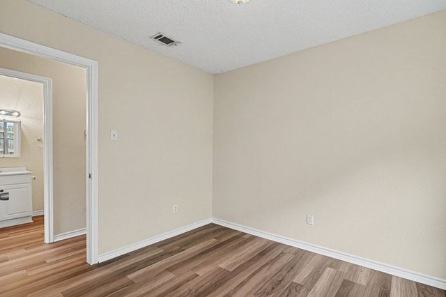 1815 Lipscomb Street, Fort Worth, TX 76110