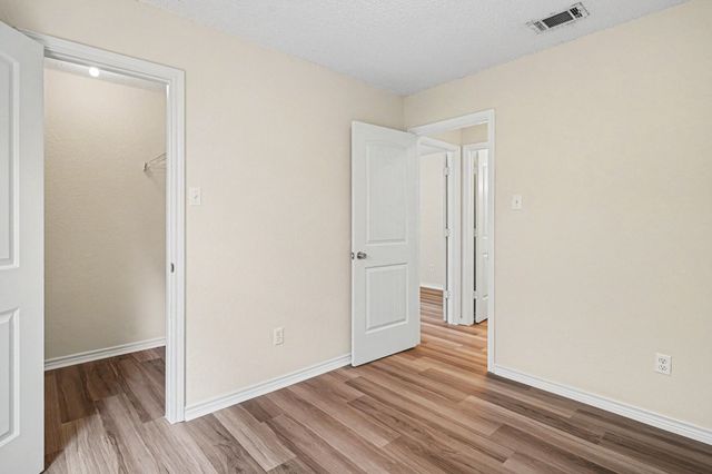 1815 Lipscomb Street, Fort Worth, TX 76110