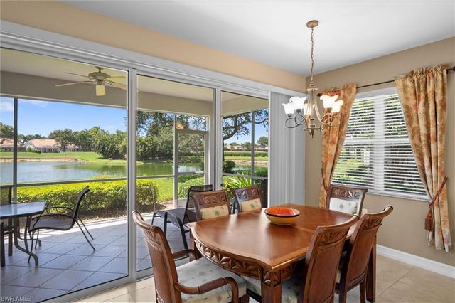 6815 Ascot DR 102, Naples, FL 34113