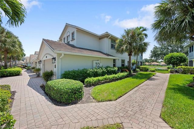 6815 Ascot DR 102, Naples, FL 34113