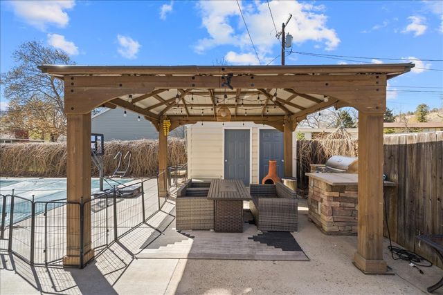 2620 Highwood Drive, Billings, MT 59102