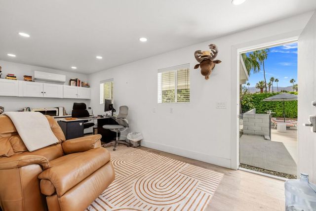 73905 Flagstone Lane, Palm Desert, CA 92260