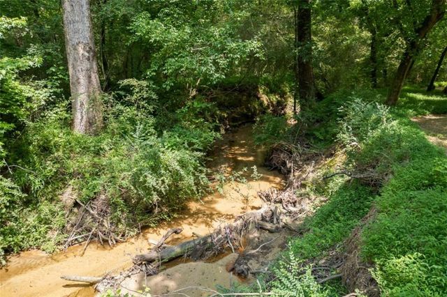 3651 Chandler Haulk Road, Loganville, GA 30052