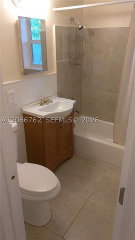1926 Rodman St 1, Hollywood, FL 33020
