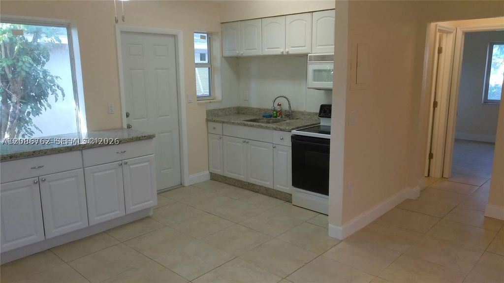 1926 Rodman St 1, Hollywood, FL 33020