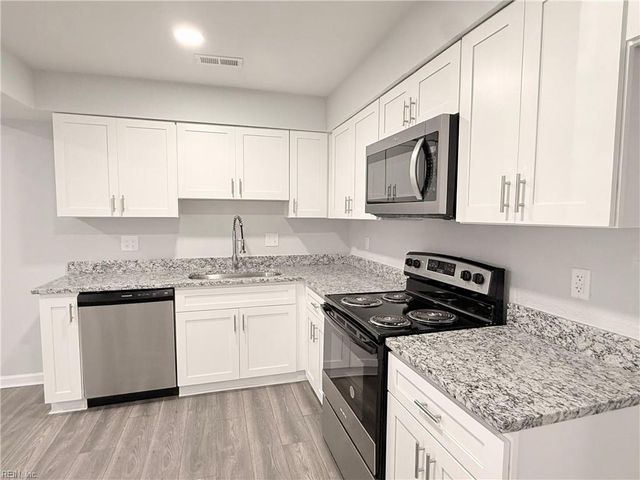 2134 Point Hollow CT, Virginia Beach, VA 23455