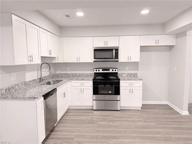 2134 Point Hollow CT, Virginia Beach, VA 23455