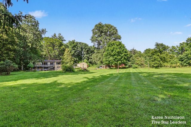 7950 96th Street SE, Alto, MI 49302