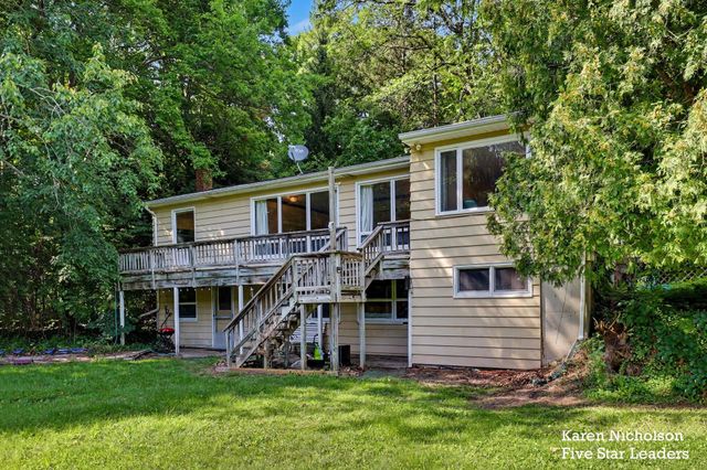 7950 96th Street SE, Alto, MI 49302