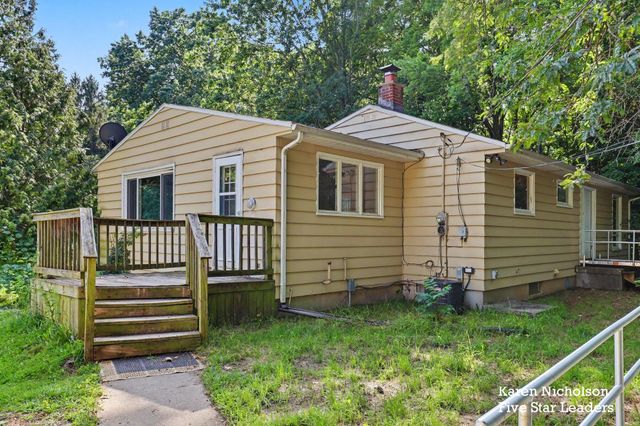 7950 96th Street SE, Alto, MI 49302