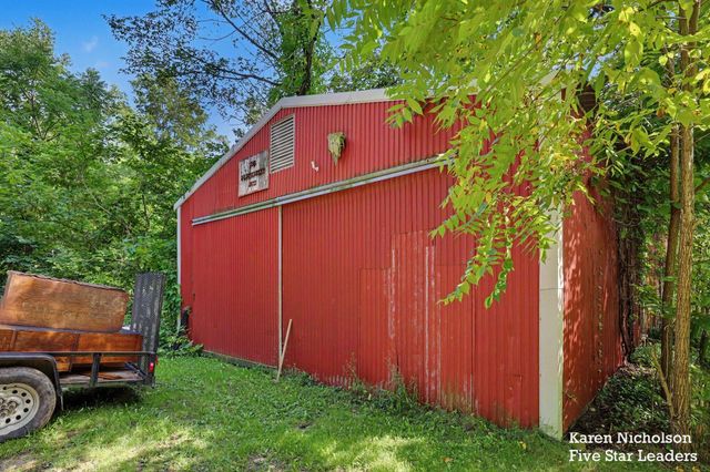 7950 96th Street SE, Alto, MI 49302