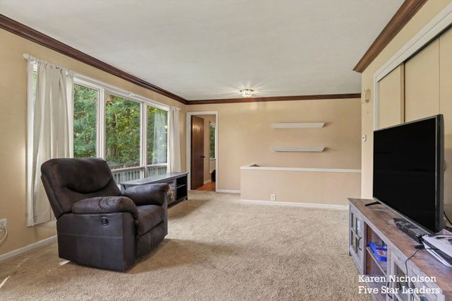 7950 96th Street SE, Alto, MI 49302