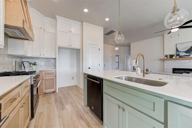 11908 NW 120th Street, Yukon, OK 73099