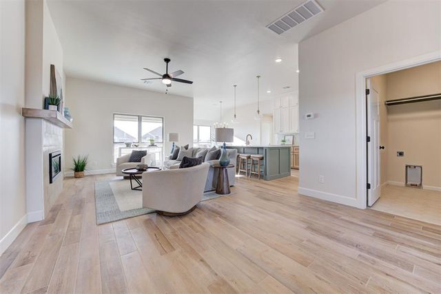 11908 NW 120th Street, Yukon, OK 73099