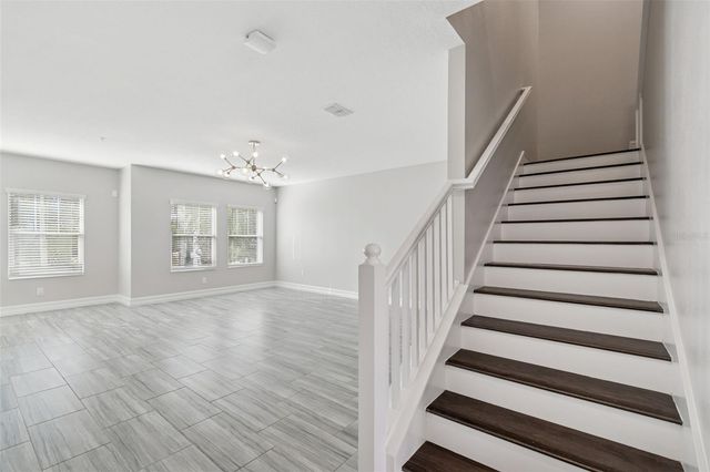 4921 W PAUL AVENUE 4, Tampa, FL 33611