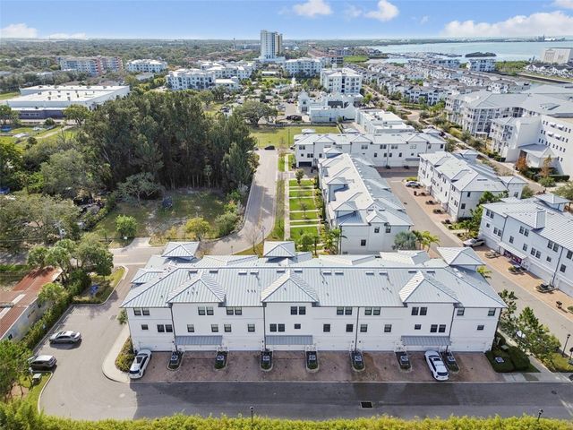 4921 W PAUL AVENUE 4, Tampa, FL 33611