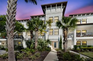 4921 W PAUL AVENUE 4, Tampa, FL 33611