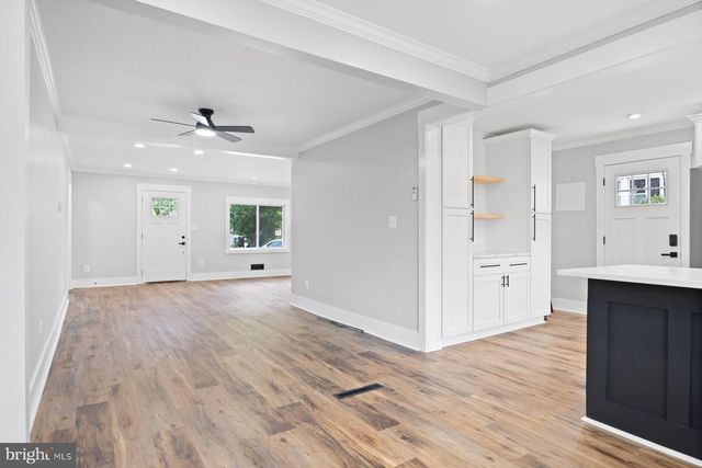 5915 JOHNNYCAKE RD, Gwynn Oak, MD 21207