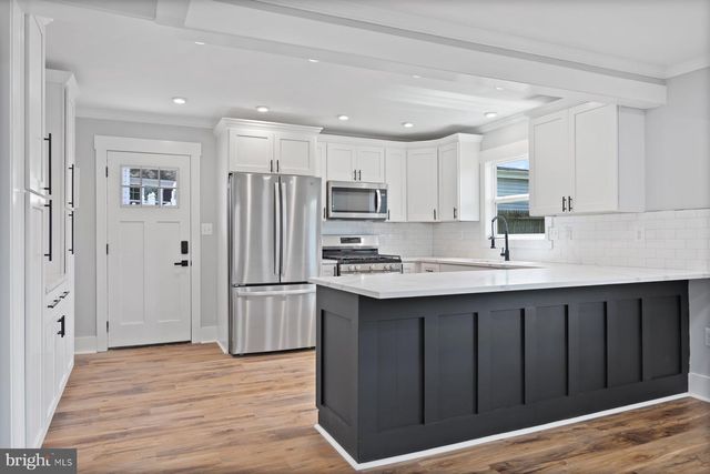 5915 JOHNNYCAKE RD, Gwynn Oak, MD 21207