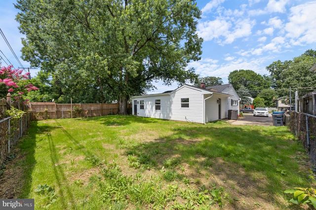 5915 JOHNNYCAKE RD, Gwynn Oak, MD 21207